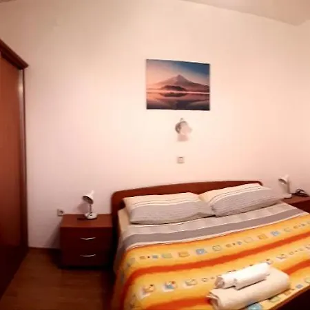 Ante Apartment