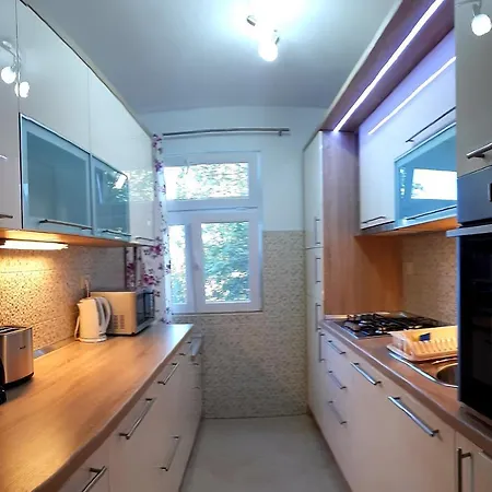 Apartment Ante *